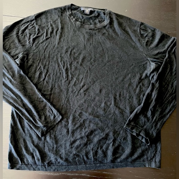 Banana Republic Cashmere Blend Light Weight Sweater - Picture 2 of 3